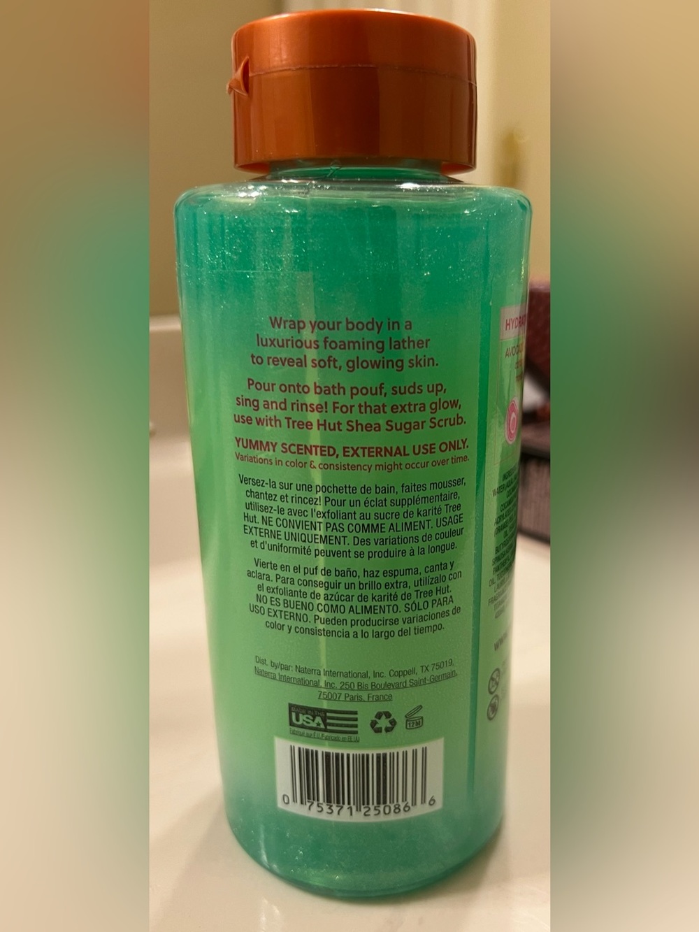 Enchanting Emerald Foaming Gel Wash - 18 fl oz - NEW - Picture 3 of 5